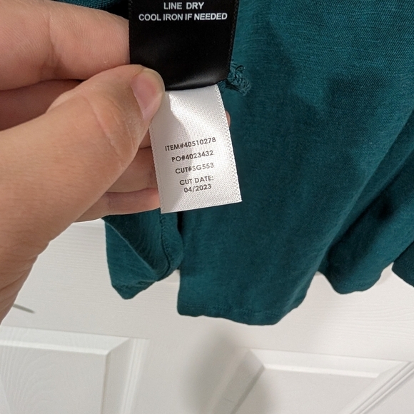 Torrid Deep Teal Knit Square Neck Lace Inset Tank in Size 2 (18/20) - Picture 10 of 11